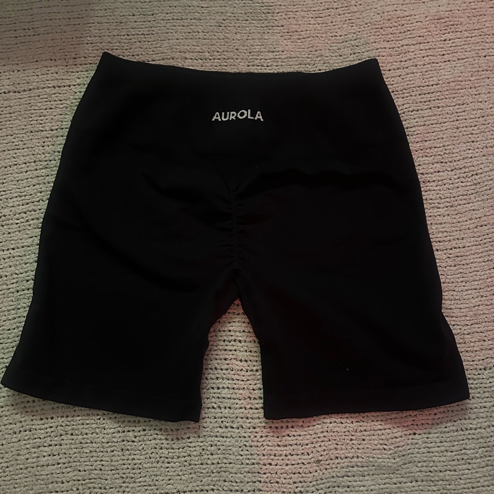 Aurola black gym shorts